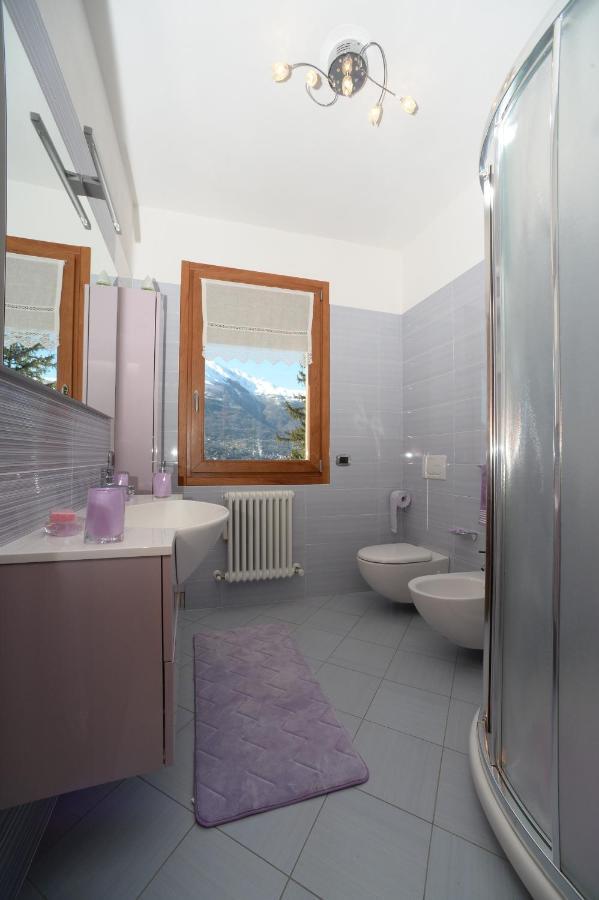 Lilli - Casa Sul Lago Dervio Exteriör bild
